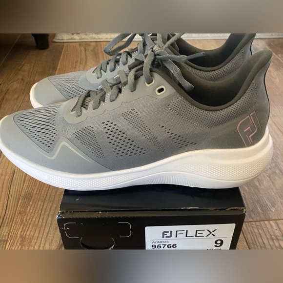 FJ Flex Golf shoes sz9